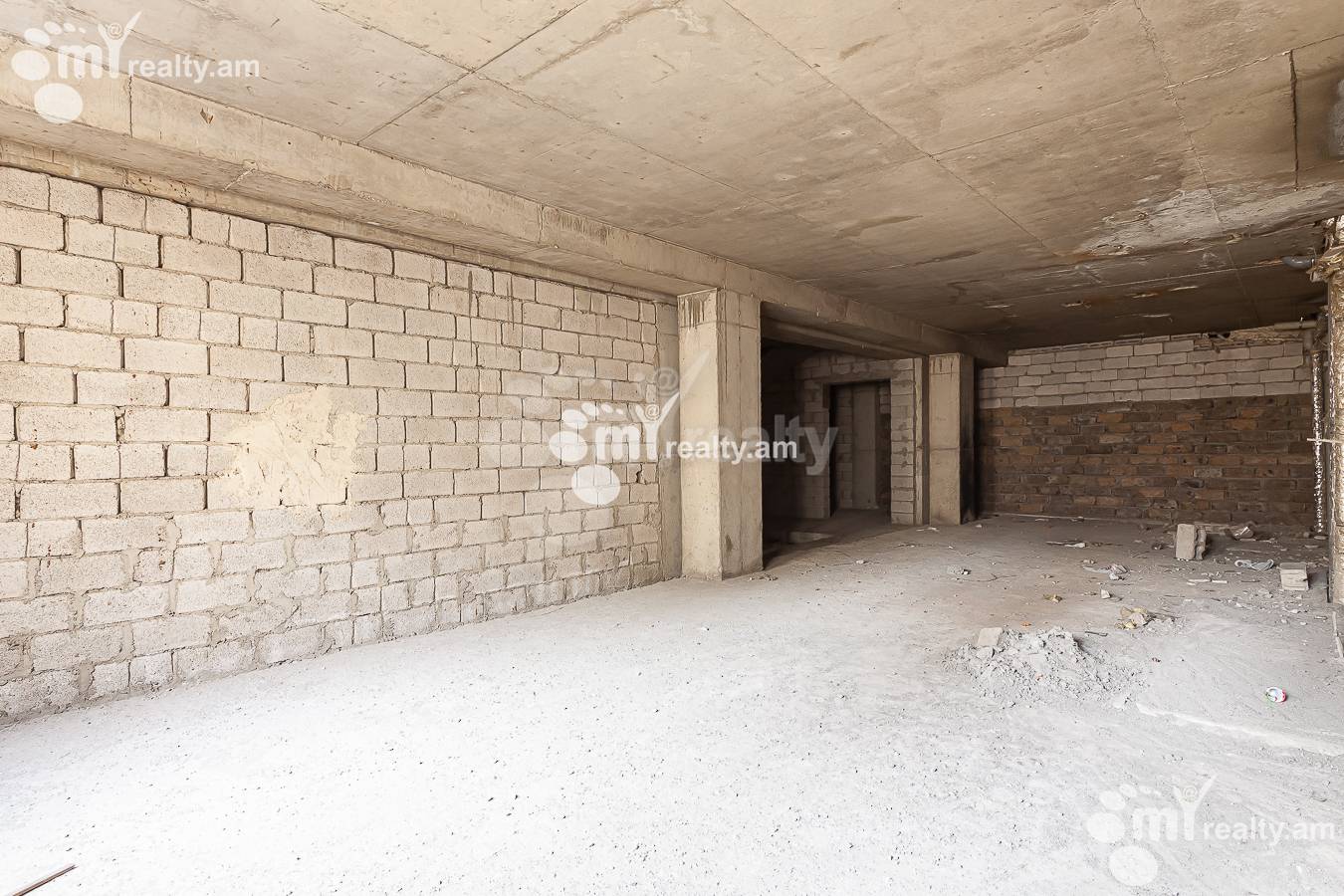Կոմերցիոն տարածք վարձով Ամիրյան փող, Կենտրոն Երևան, 150380