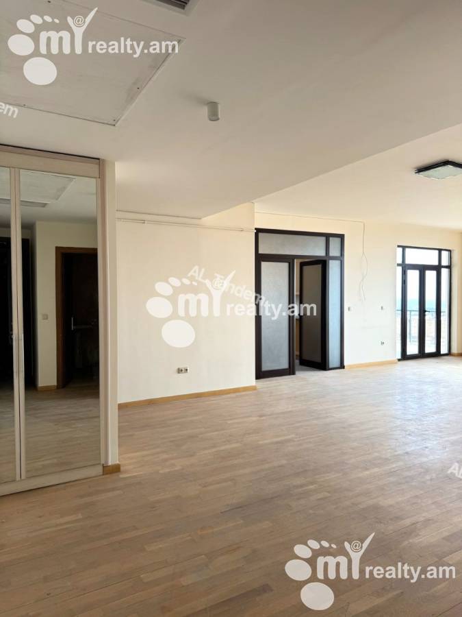 Commercial for rent خیابان آنتارایین, مرکز شهر ایروان, 155678