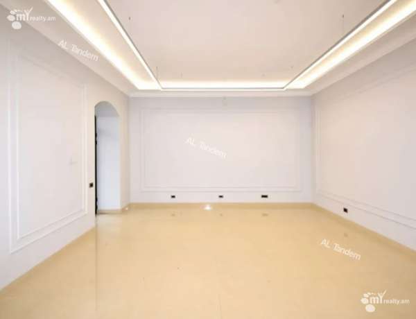 komercion-vardzakalutyun-Yerevan-Center