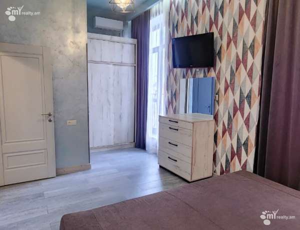 arandznatun-vardzakalutyun-Yerevan-Ajapnyak