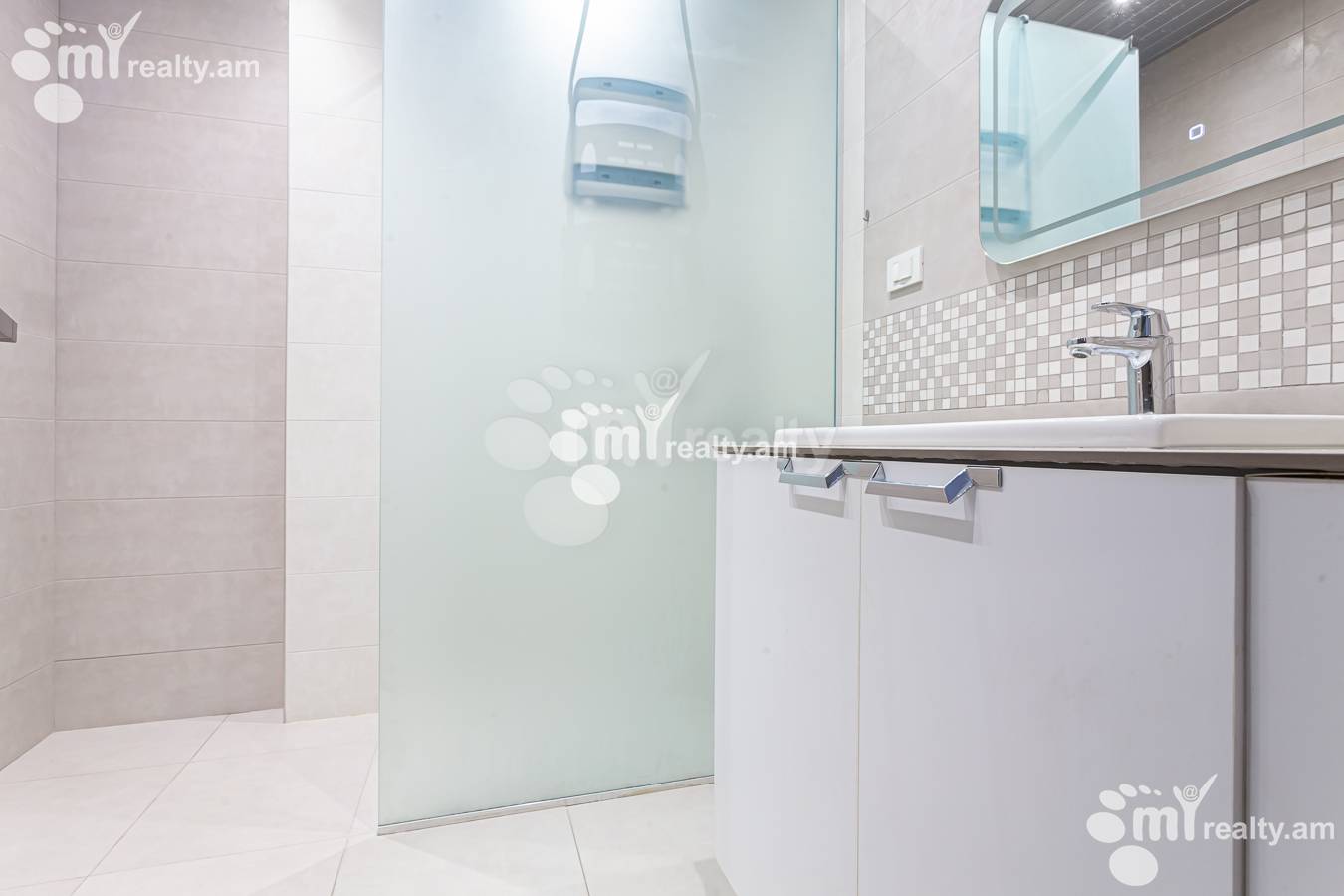 4 bedroom apartment for sale Azatutyan Ave, Arabkir Yerevan, 155129