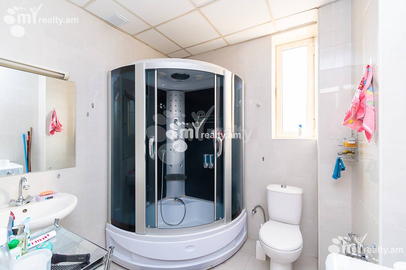 2 bedroom apartment for sale خیابان پارونیان, مرکز شهر ایروان, 140105