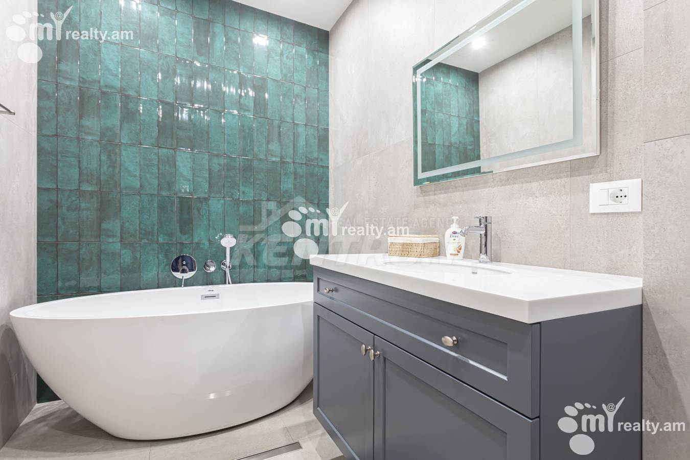 3 սենյականոց բնակարան  Արաբկիր 25րդ փող, Արաբկիր Երևան, 151639