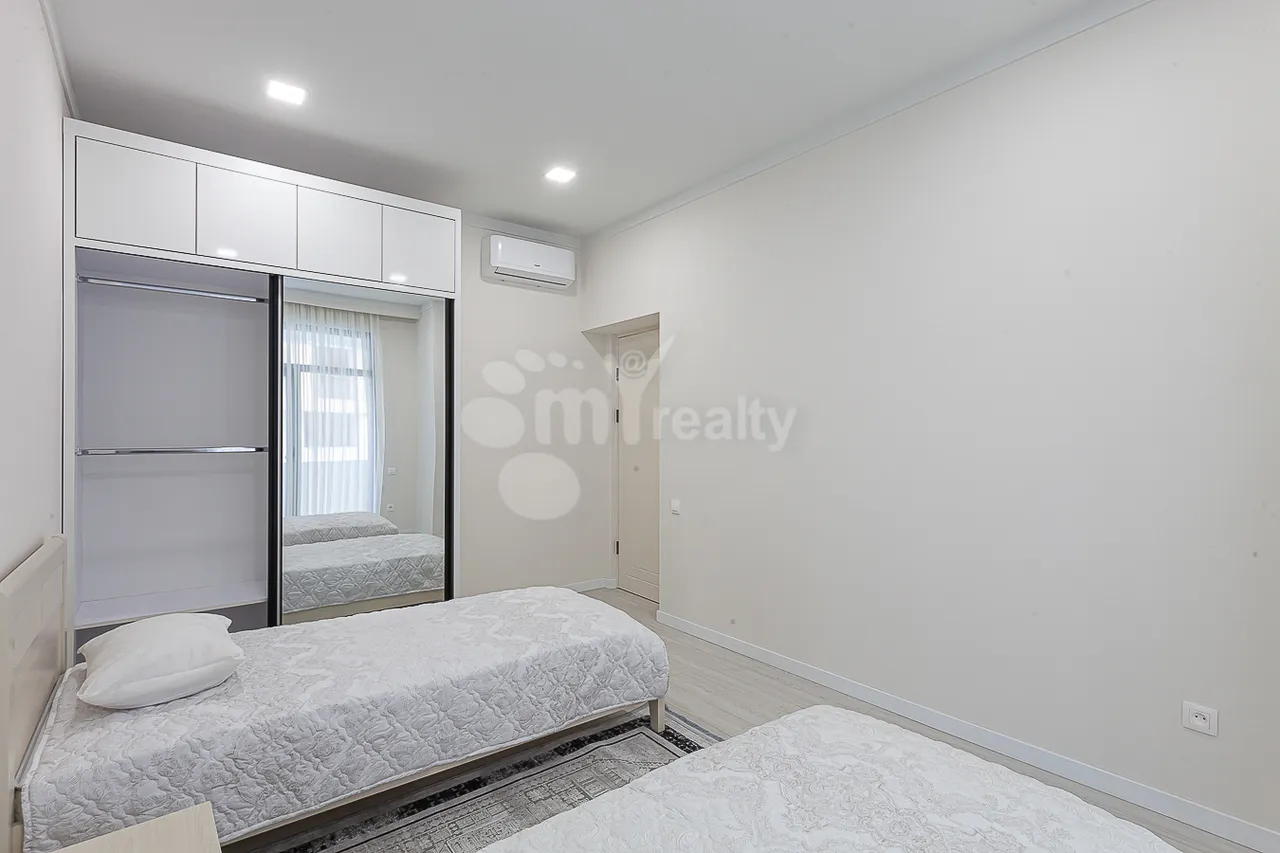 4 սենյականոց բնակարան վարձով Բուզանդի փող, Կենտրոն Երևան, 158869