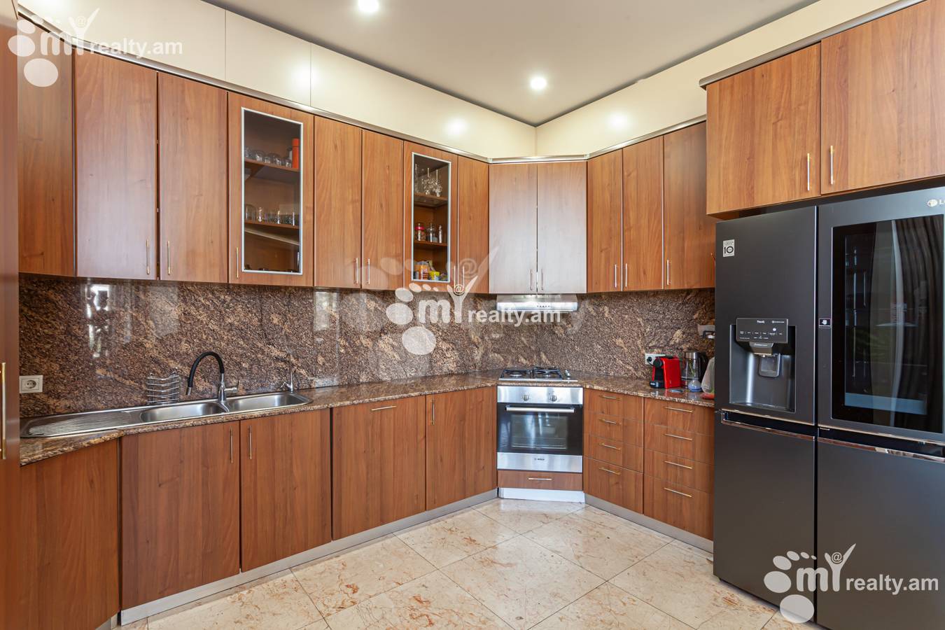 Снять 4 комнатную квартиру Азатутян пр, Арабкир Ереван, 151927