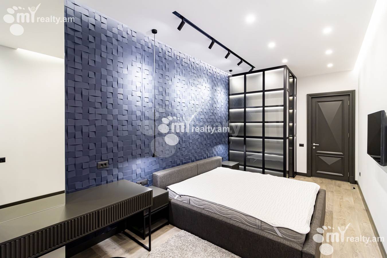 3 bedroom apartment for rent خیابان آزاتوتیان, عربگیر ایروان, 153983