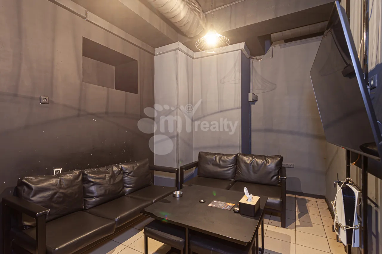 Commercial property for sale Tumanyan St, Center Yerevan, 160828