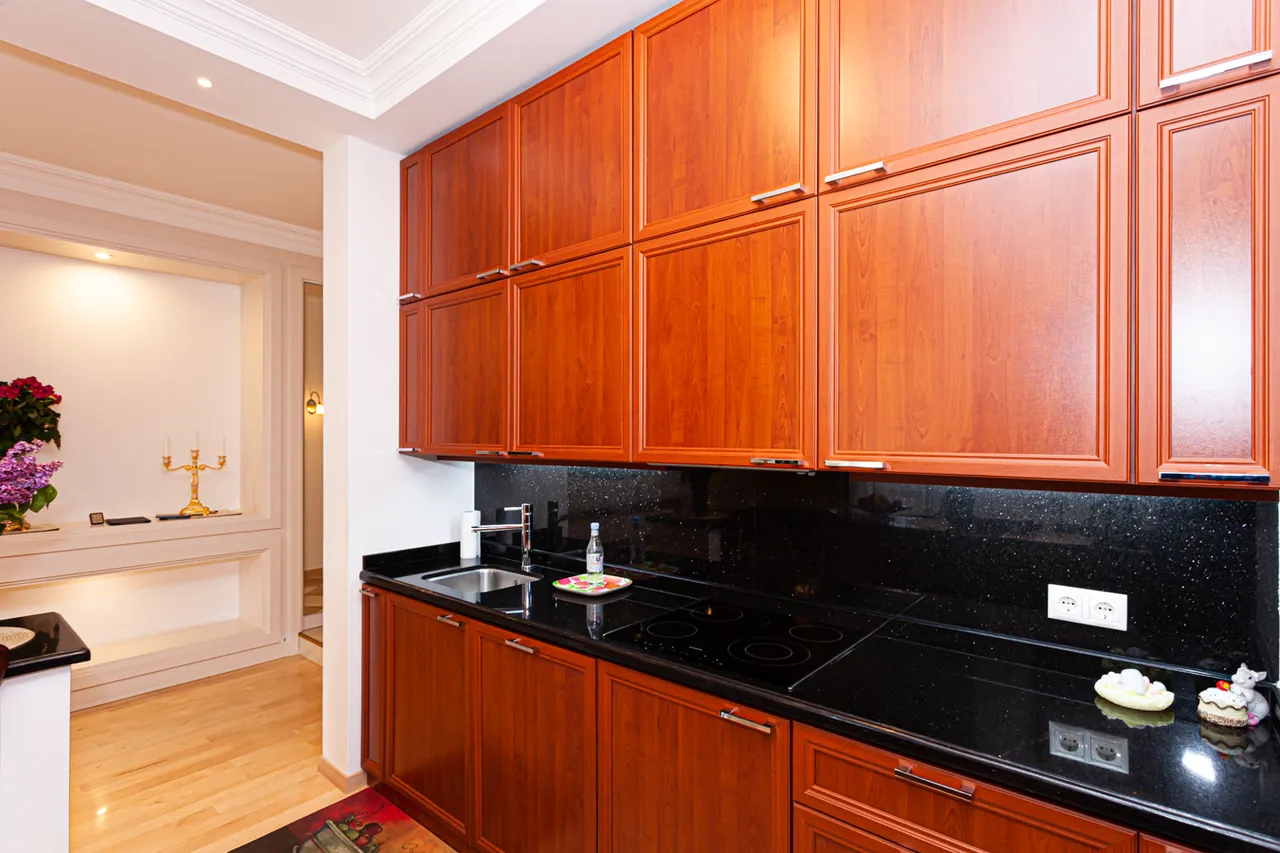 3 bedroom apartment for rent Northern (Hyusisayin)  Ave, Center Yerevan, 158853