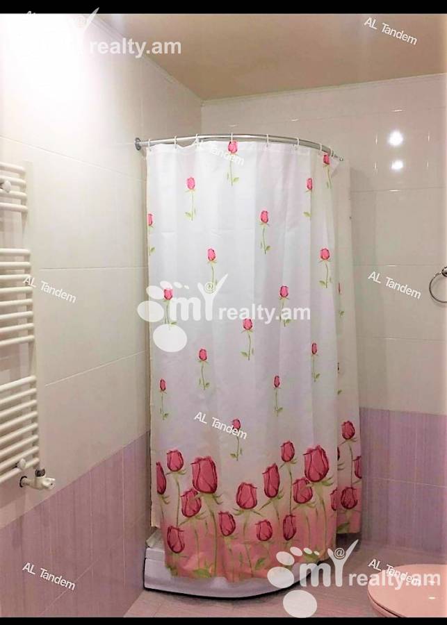 3 սենյականոց բնակարան  Ա.Մանուկյան փող, Կենտրոն Երևան, 122512
