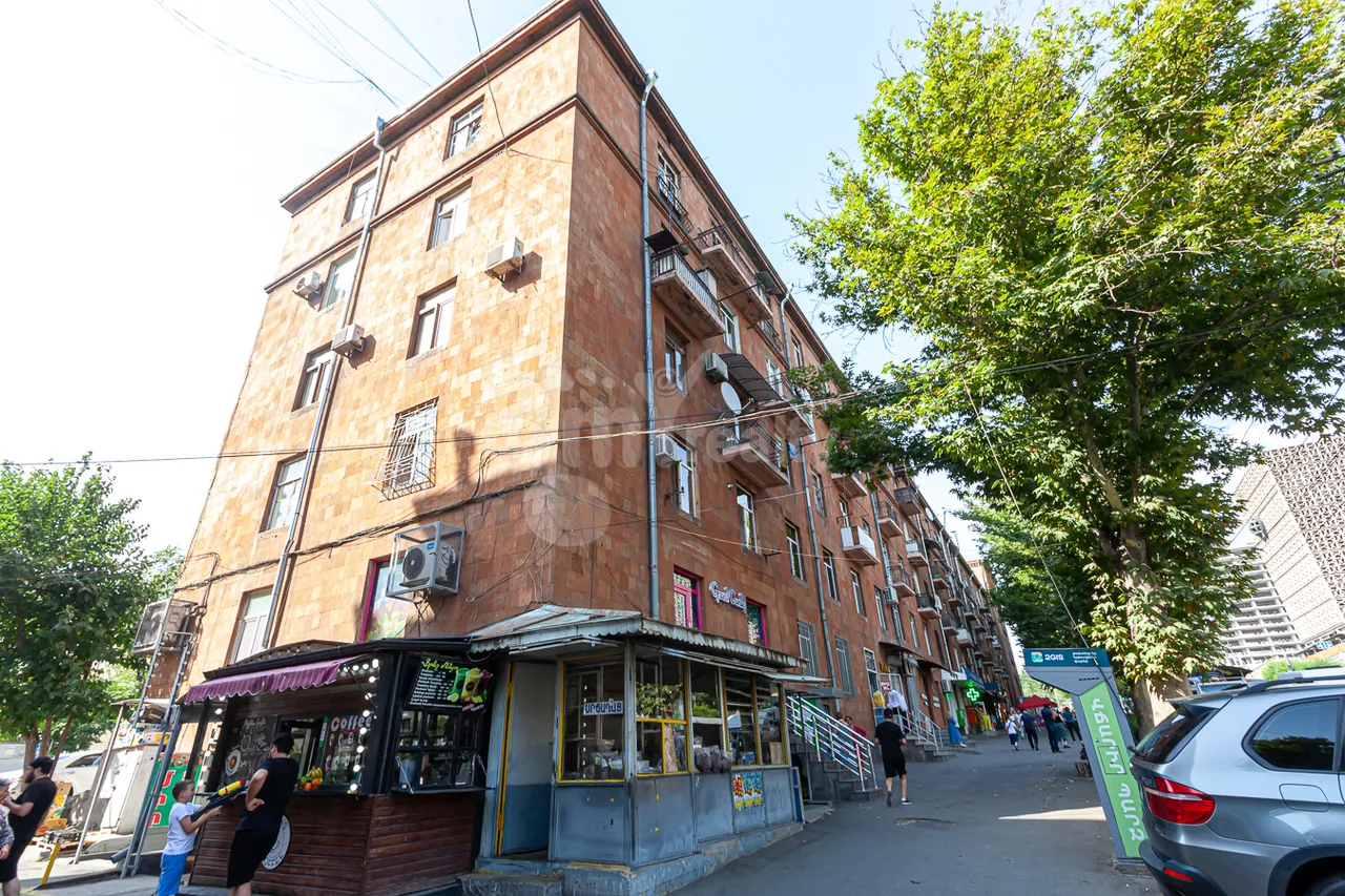 2 bedroom apartment for sale Azatutyan Ave, Arabkir Yerevan, 157239