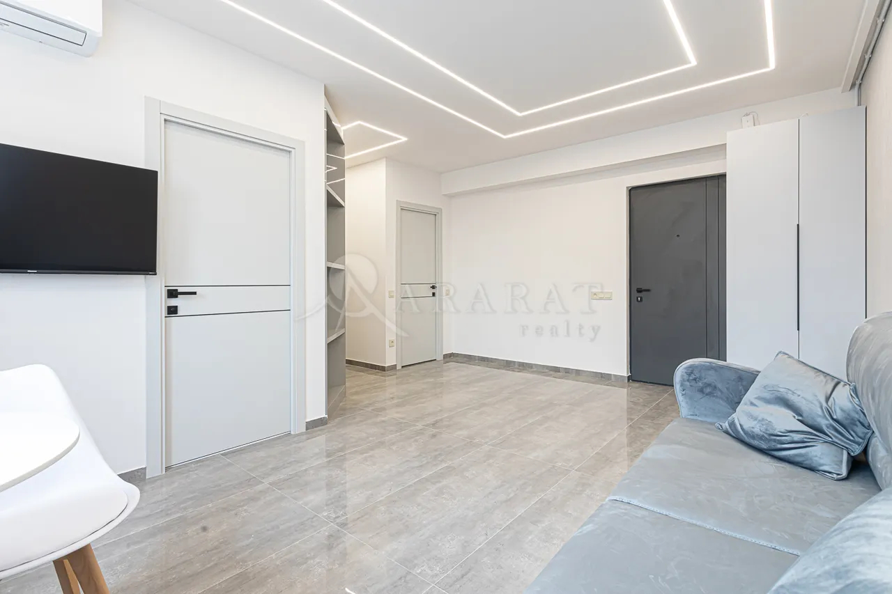 2 bedroom apartment for rent Saryan St, Center Yerevan, 158052