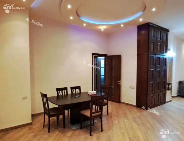 4-senyakanoc-bnakaran-vacharq-Yerevan-Center