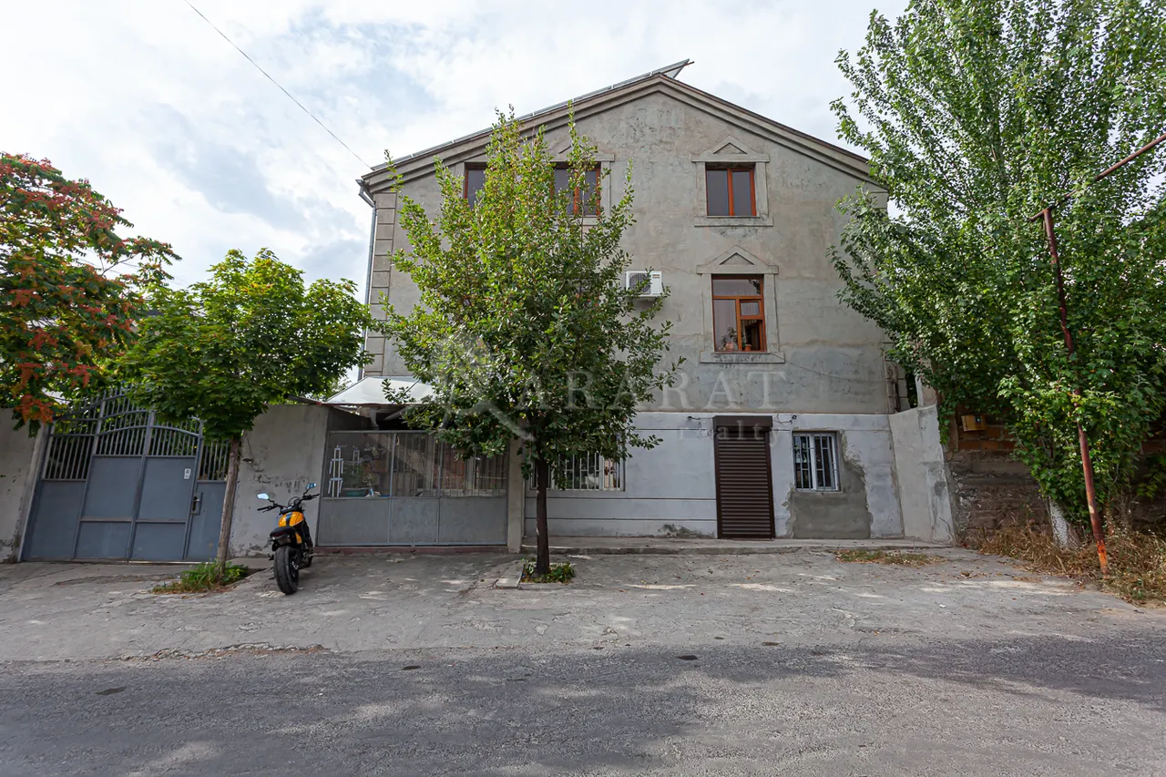 Առանձնատուն  Մոլդովական փող, Նոր Նորք Երևան, 161307