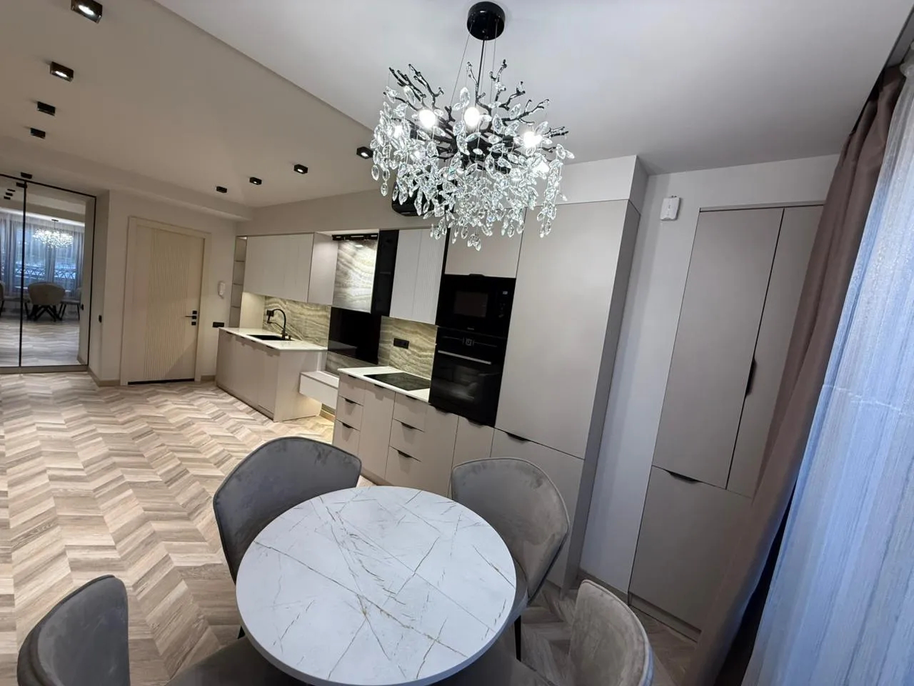 3 bedroom apartment for sale خیابان برادران اوربِلی, عربگیر ایروان, 158826