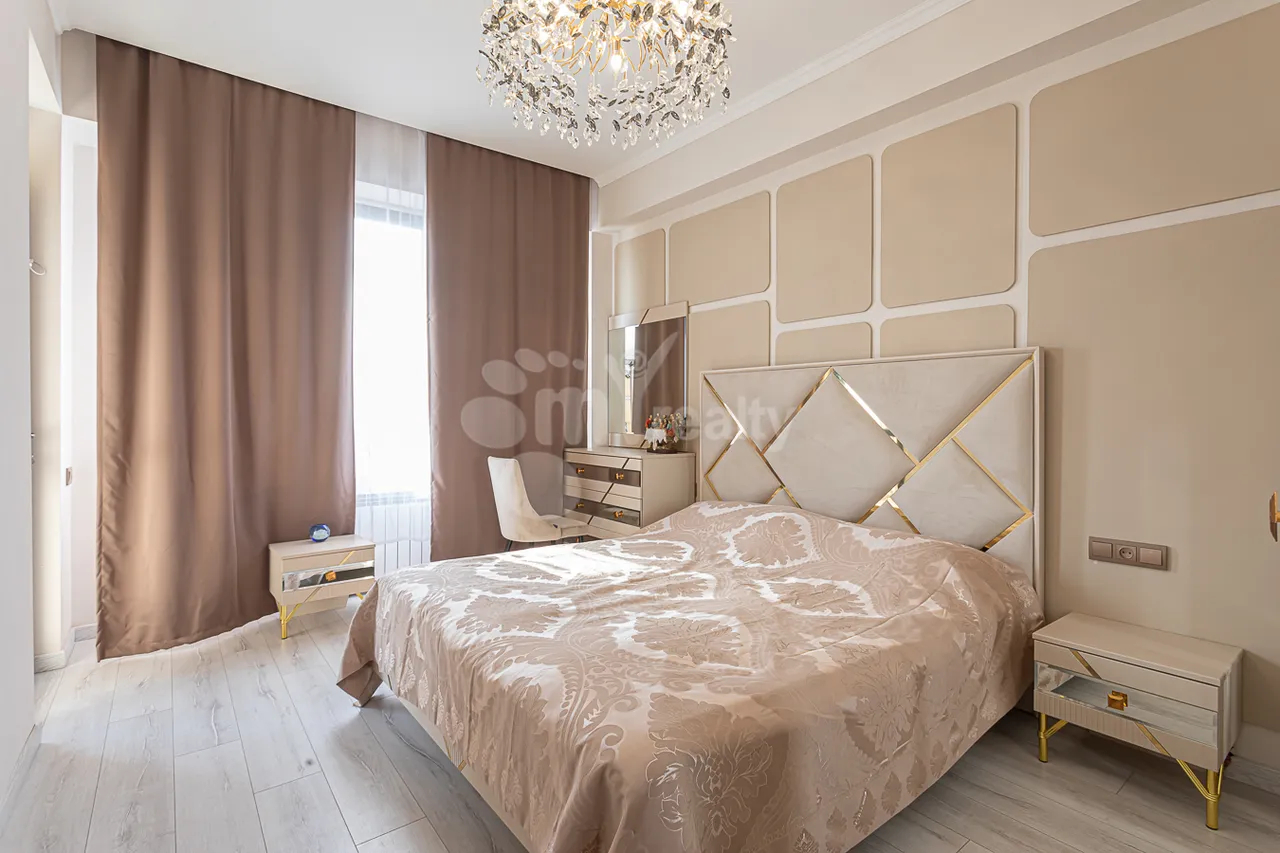 3 bedroom apartment for sale Nazarbekyan district, Ajapnyak Yerevan, 157661