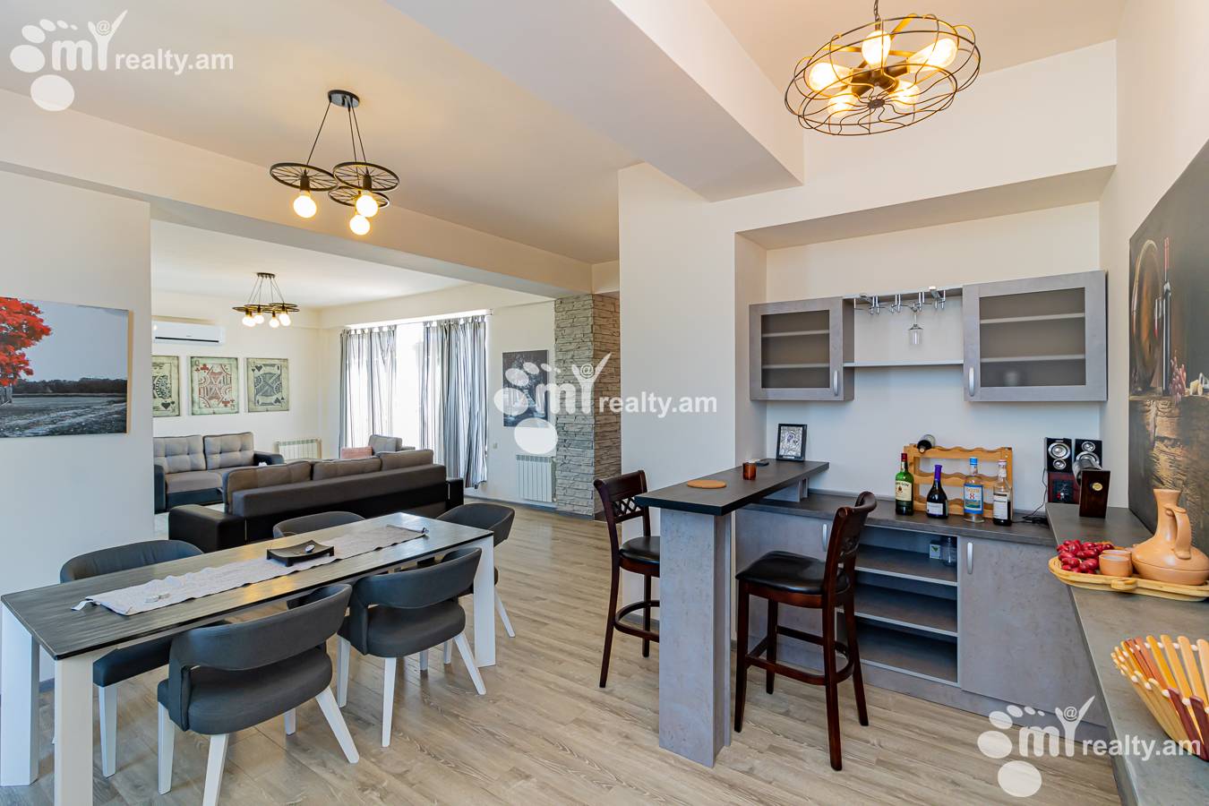 Снять 4 комнатную квартиру Давиташен 4 ый блок, Давташен Ереван, 153319