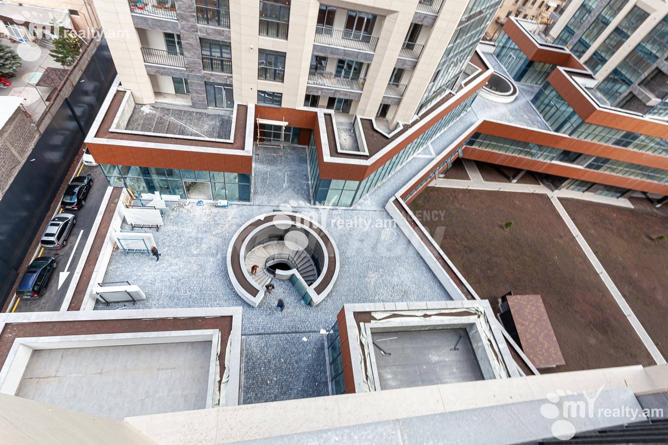 3 սենյականոց բնակարան  Կոմիտասի պող, Արաբկիր Երևան, 155126