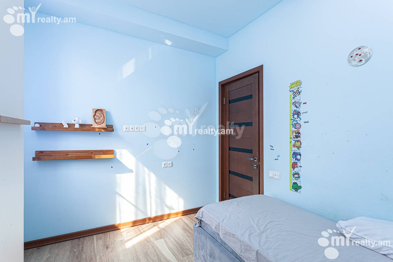 Снять 3 комнатную квартиру Д. Демирчян ул, Центр Ереван, 147570