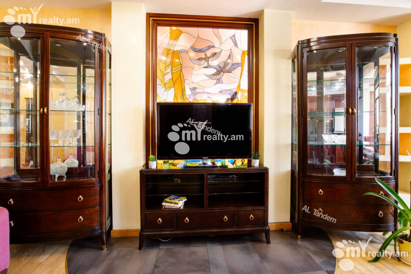 3 bedroom apartment for rent Charents St, Center Yerevan, 138275