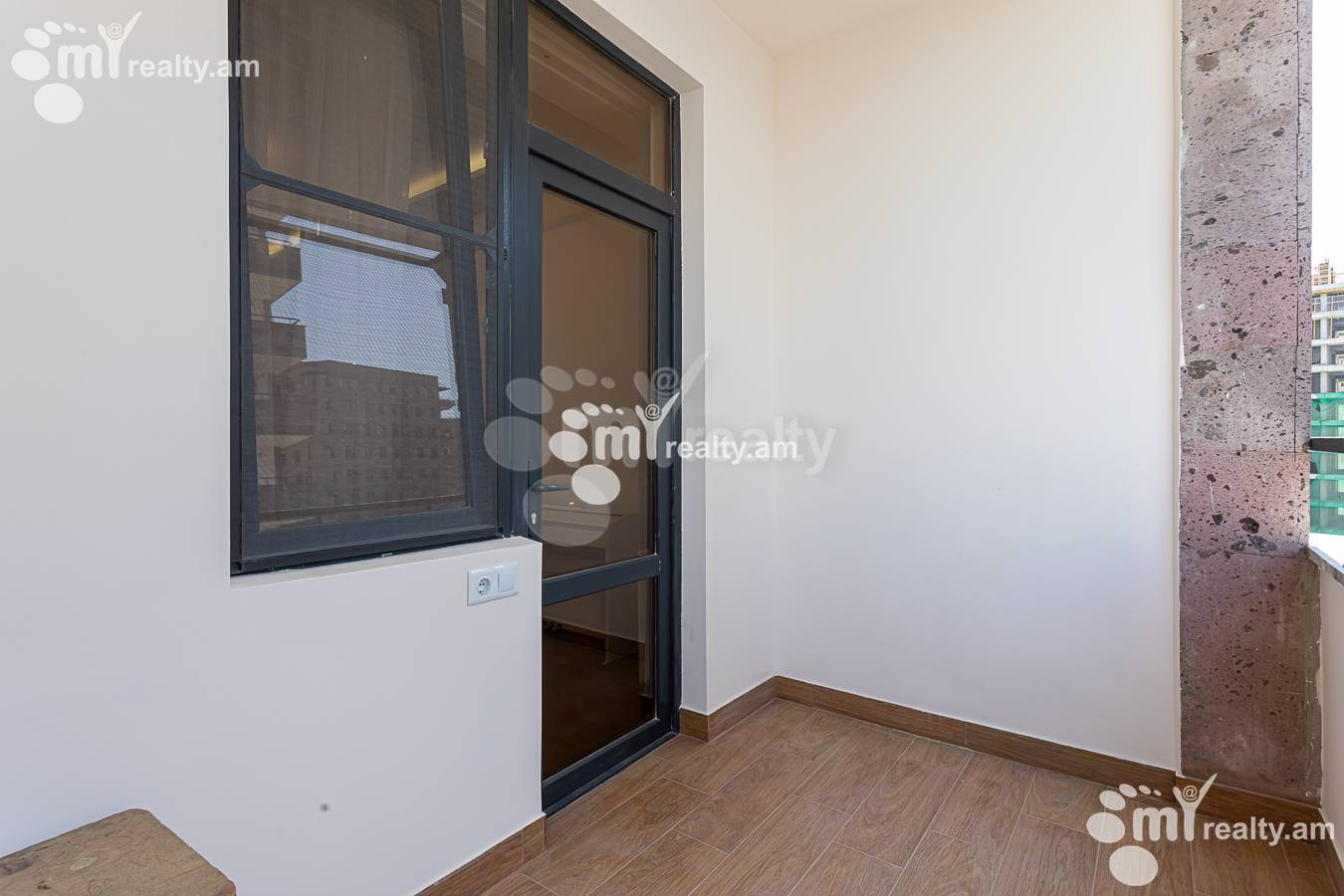 5 սենյականոց բնակարան  Ադոնց փող, Արաբկիր Երևան, 156523