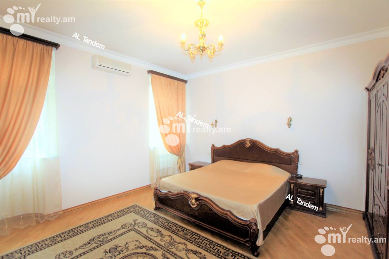 3 bedroom apartment for sale Teryan St, Center Yerevan, 158579
