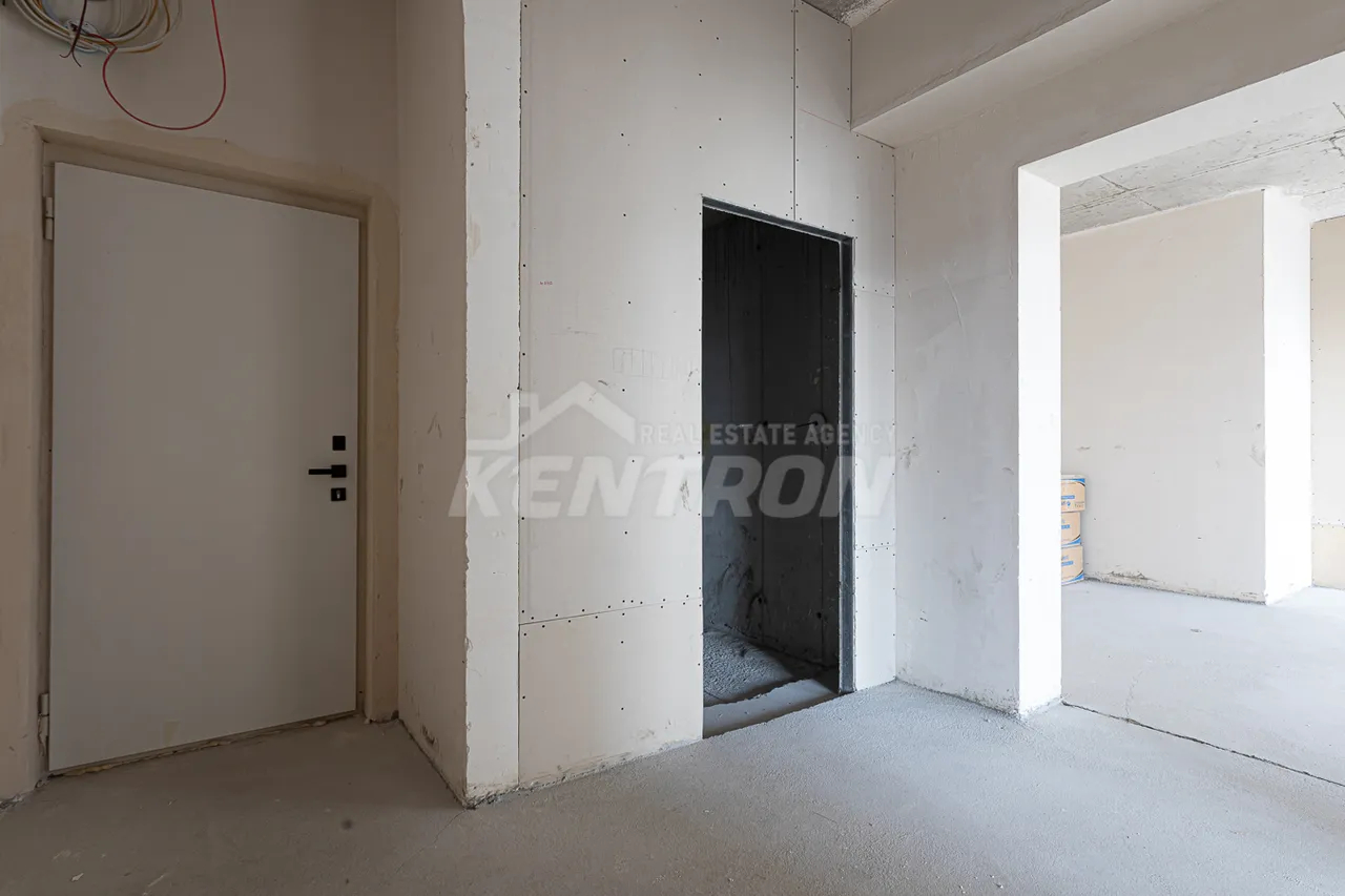 3 bedroom apartment for sale Khanjyan St, Center Yerevan, 157765