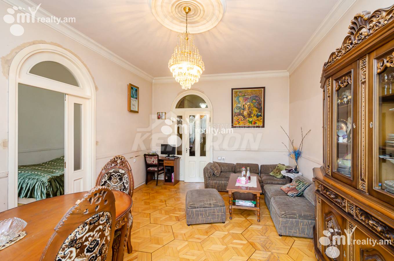 3 սենյականոց բնակարան  Չարենցի փող, Կենտրոն Երևան, 152399