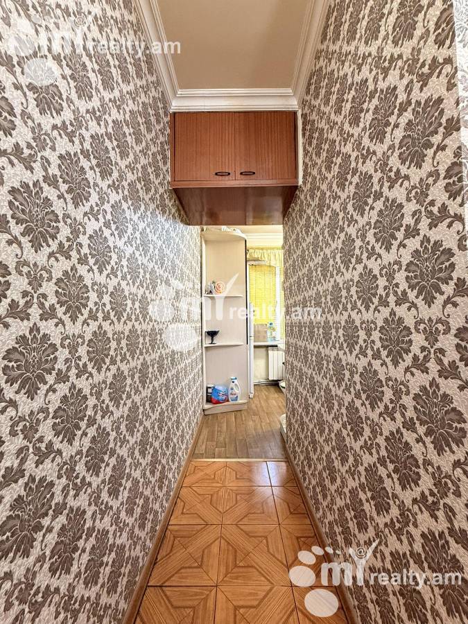 3 սենյականոց բնակարան  Ա. Խաչատրյան փող, Արաբկիր Երևան, 157131