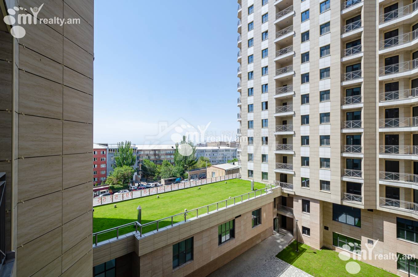4 bedroom apartment for sale Davit Anhaxt St, Quanaquère-Zeytoun Yerevan, 154860