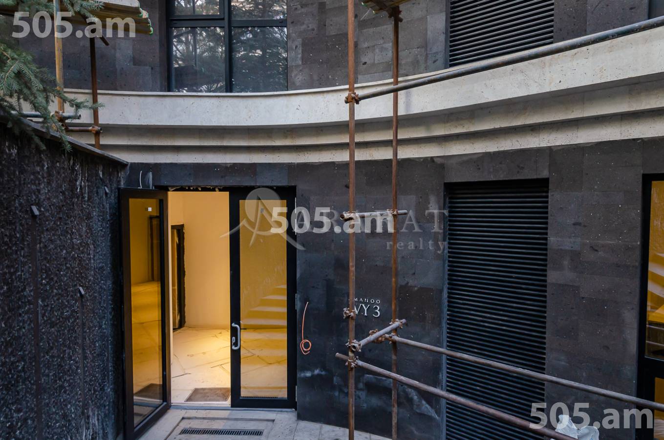 3 սենյականոց բնակարան  Գ. Հովսեփյան փող, Նորք-Մարաշ Երևան, 154123