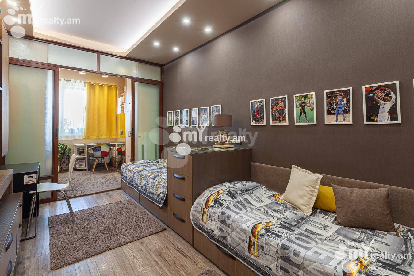 3 սենյականոց բնակարան  Դ. Դեմիրճյան փող, Կենտրոն Երևան, 154852