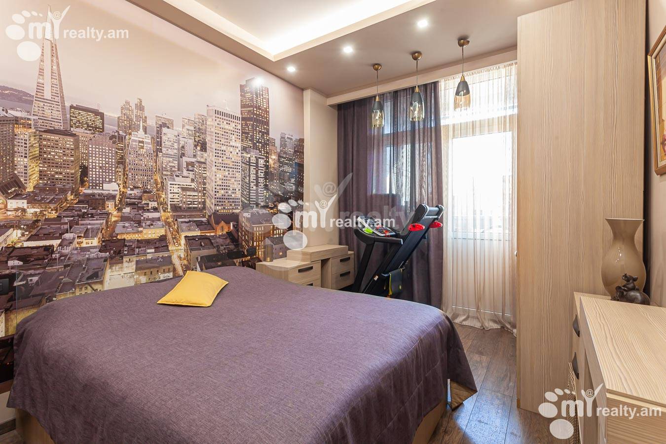 3 սենյականոց բնակարան  Դ. Դեմիրճյան փող, Կենտրոն Երևան, 154852