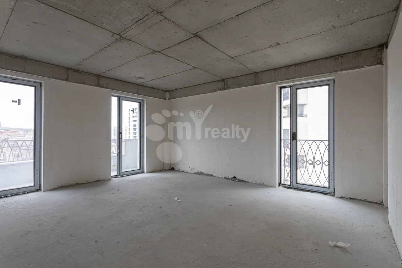 4 սենյականոց բնակարան  Կ. Ուլնեցու փող., Քանաքեռ-Զեյթուն Երևան, 160033