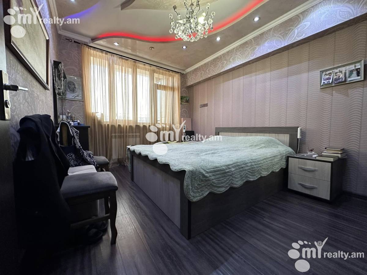 3 bedroom apartment for sale A. Khachatrian St, Arabkir Yerevan, 154081