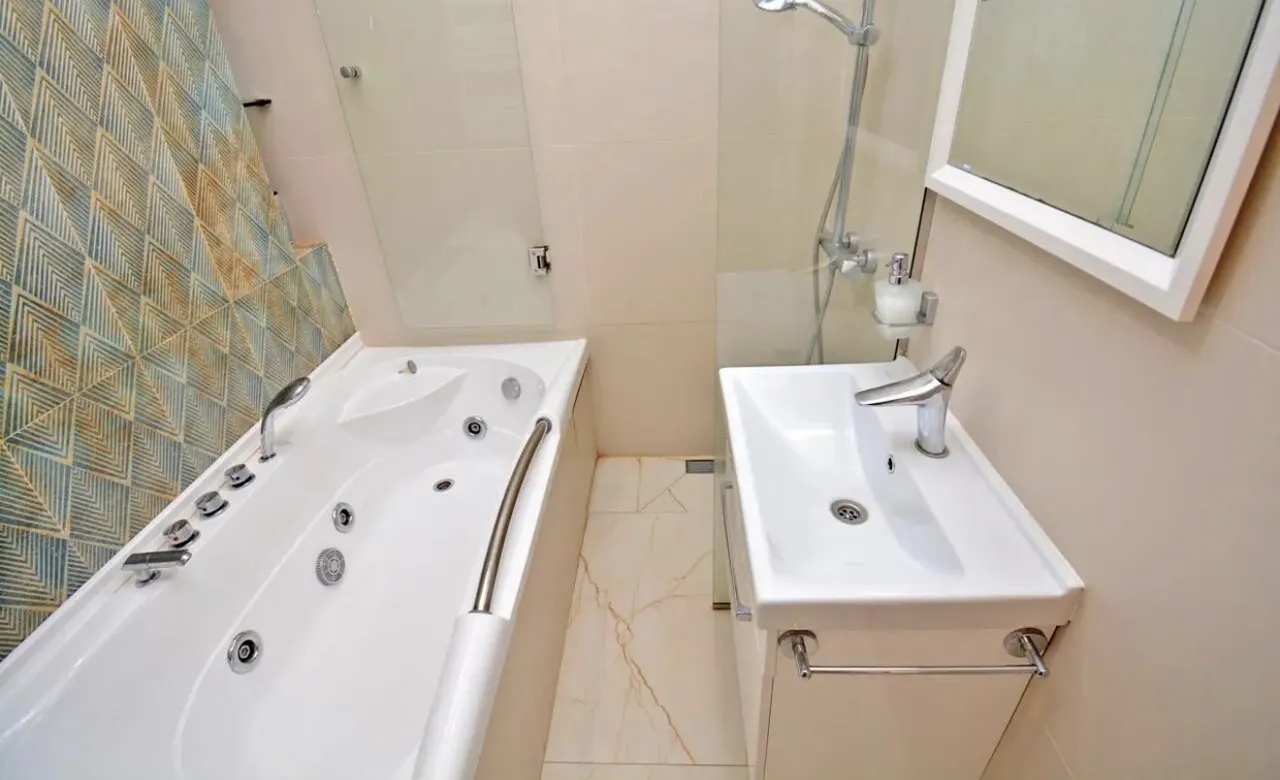 2 bedroom apartment for sale Koghbatsi St, Center Yerevan, 158599