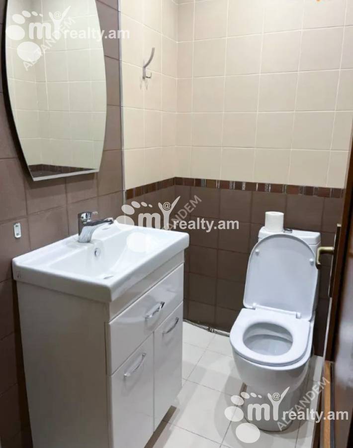 Commercial property for rent Zakyan St, Center Yerevan, 160388