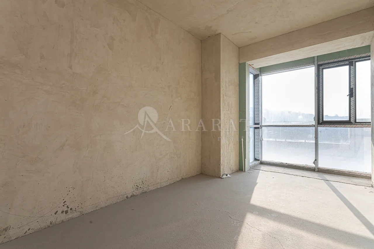 4 bedroom apartment for sale خیابان رُستُم, مرکز شهر ایروان, 158377