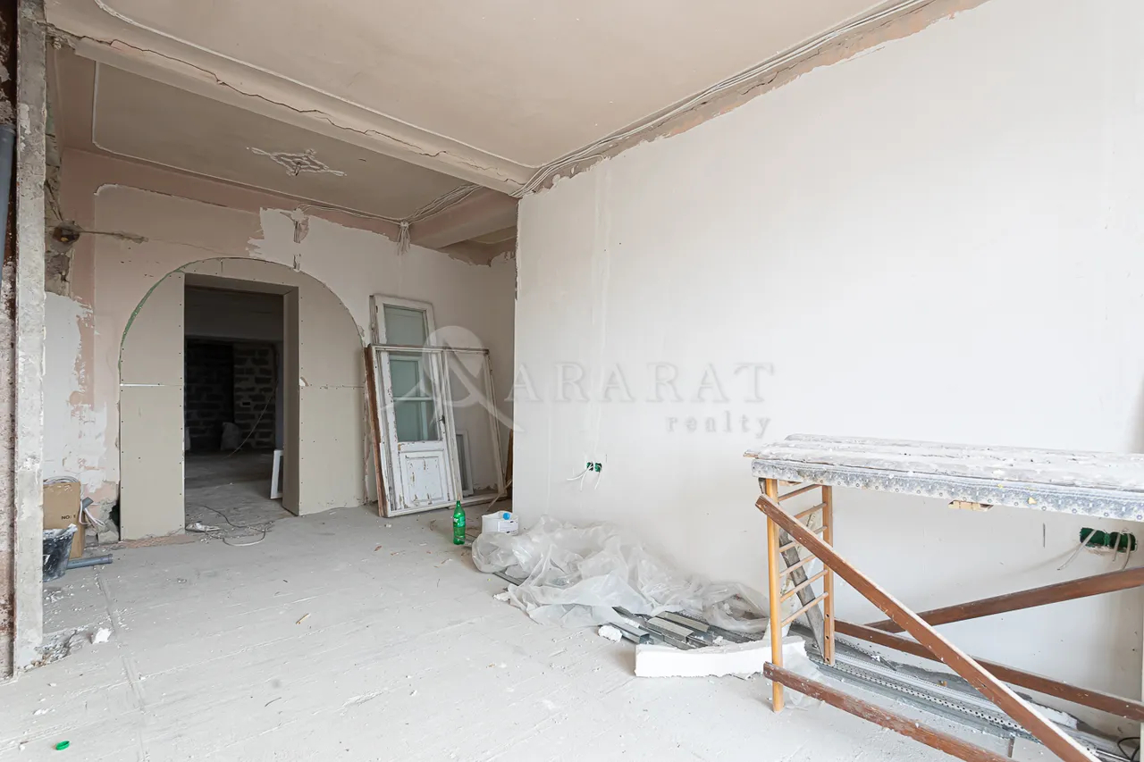 5 bedroom apartment for sale Komitas Ave, Arabkir Yerevan, 158188