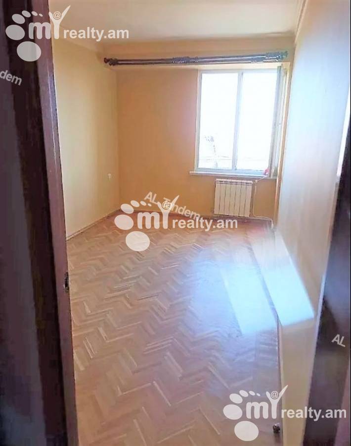 Купить 3 комнатную квартиру Маргарян ул, Ачапняк Ереван, 140267