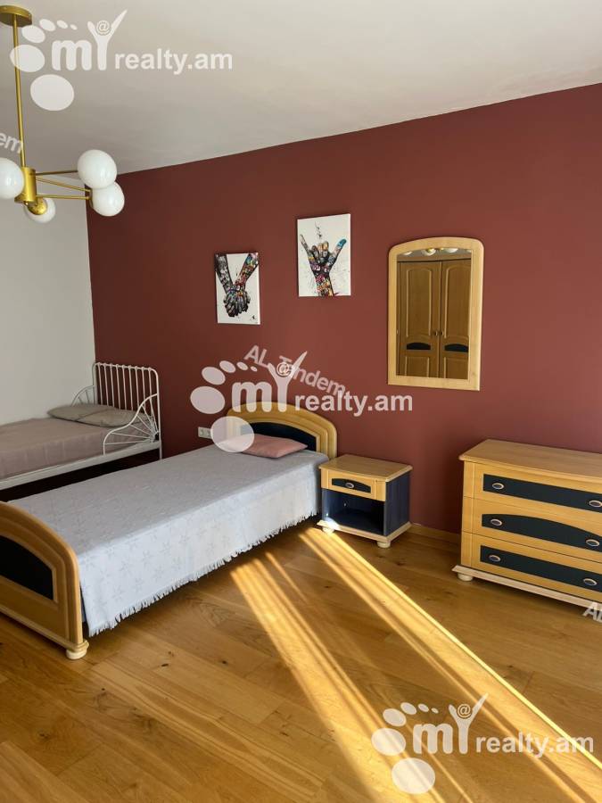 Снять 4 комнатную квартиру Мамиконянц ул, Арабкир Ереван, 158202