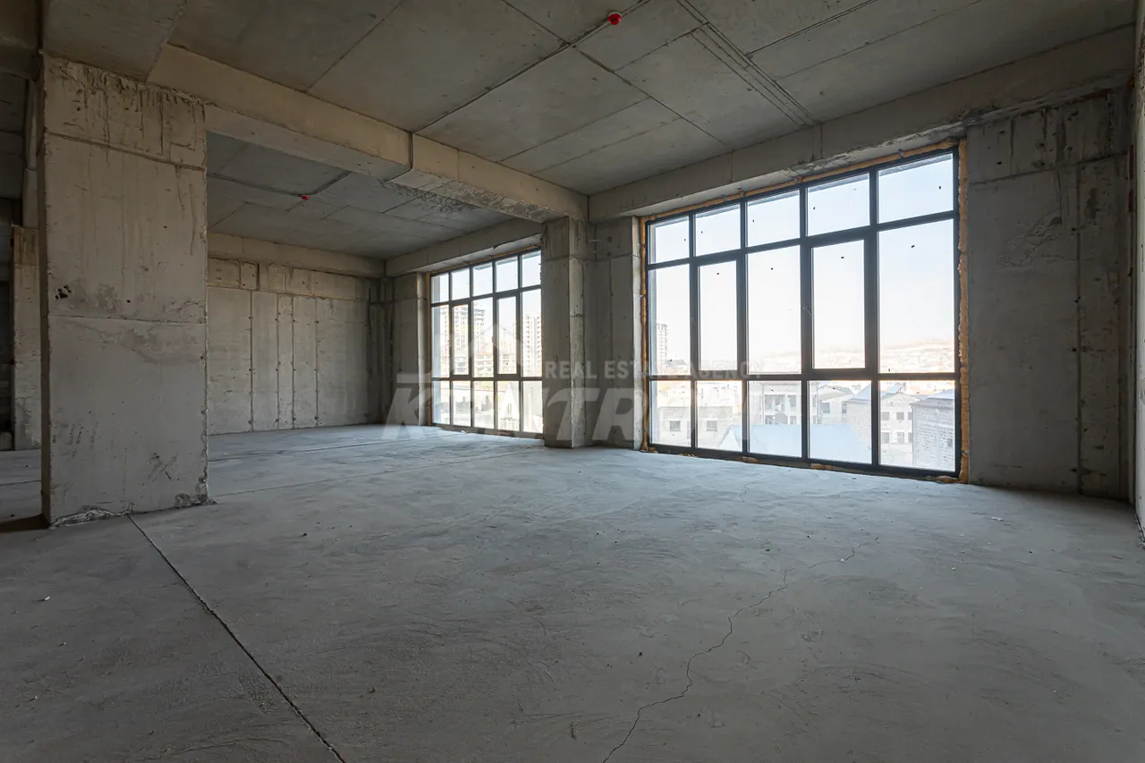 Commercial property for sale Paruyr Sevak  dis. 17 street, Awan Yerevan, 157751