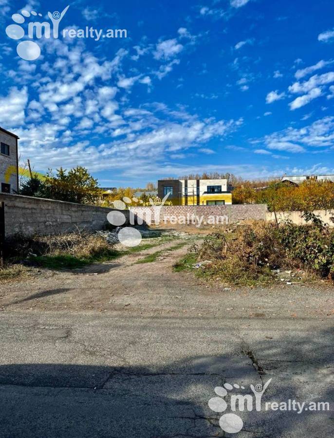 Land for sale 11-th street, Arinj Kotajk, 151960