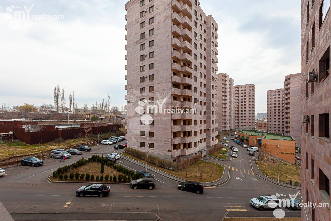 Купить 3 комнатную квартиру Царав Ахбюр ул., Аван Ереван, 155023