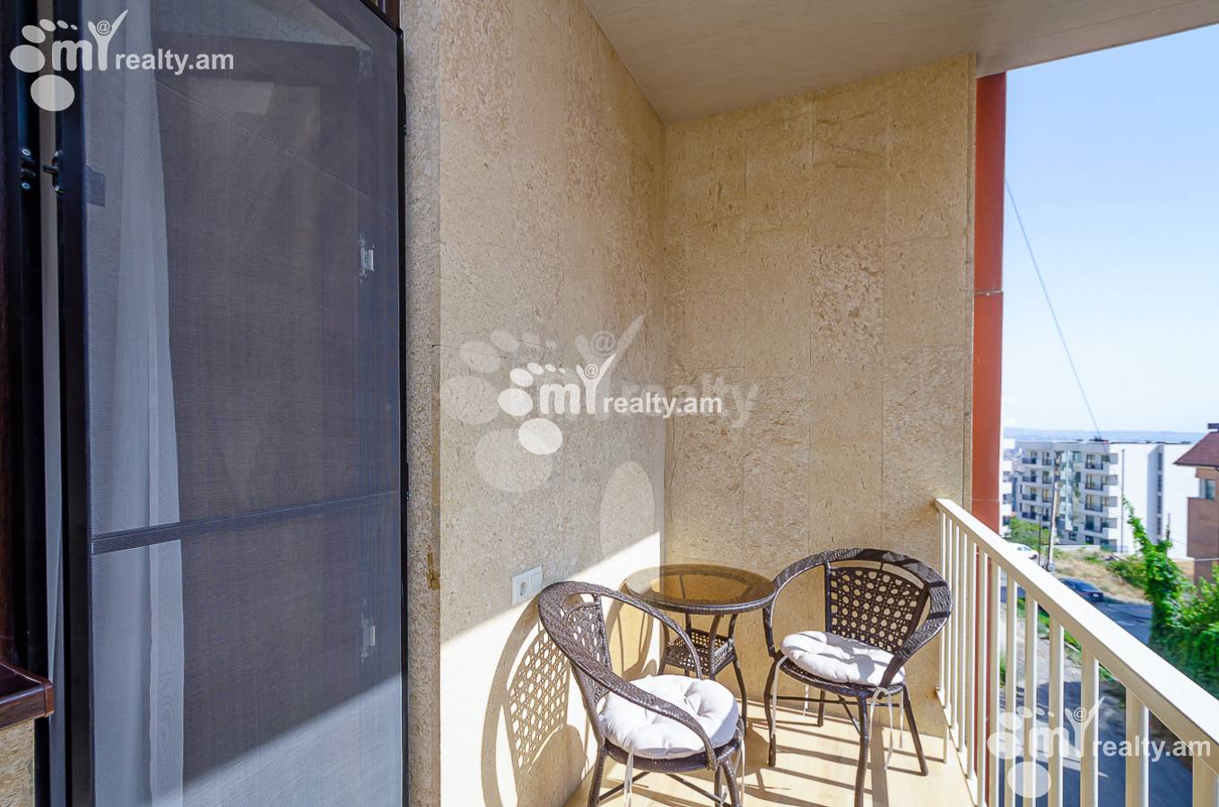 3 bedroom apartment for sale Antarayin St, Center Yerevan, 157083