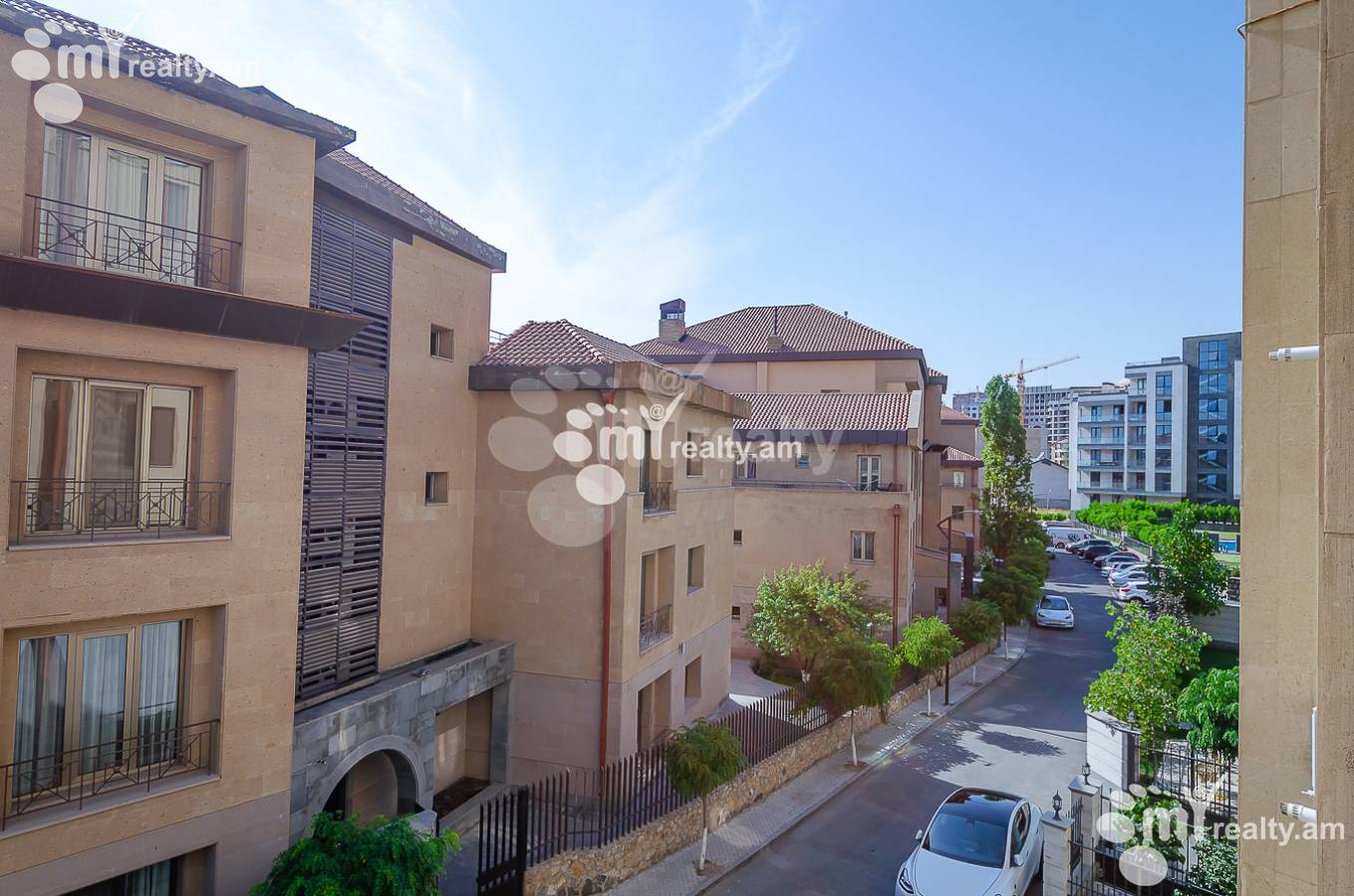 3 bedroom apartment for sale Antarayin St, Center Yerevan, 157083