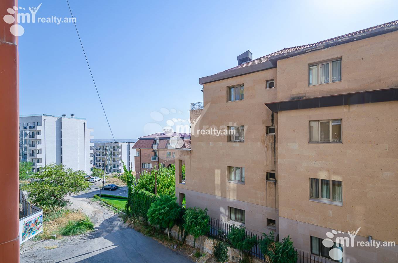 3 bedroom apartment for sale Antarayin St, Center Yerevan, 157083