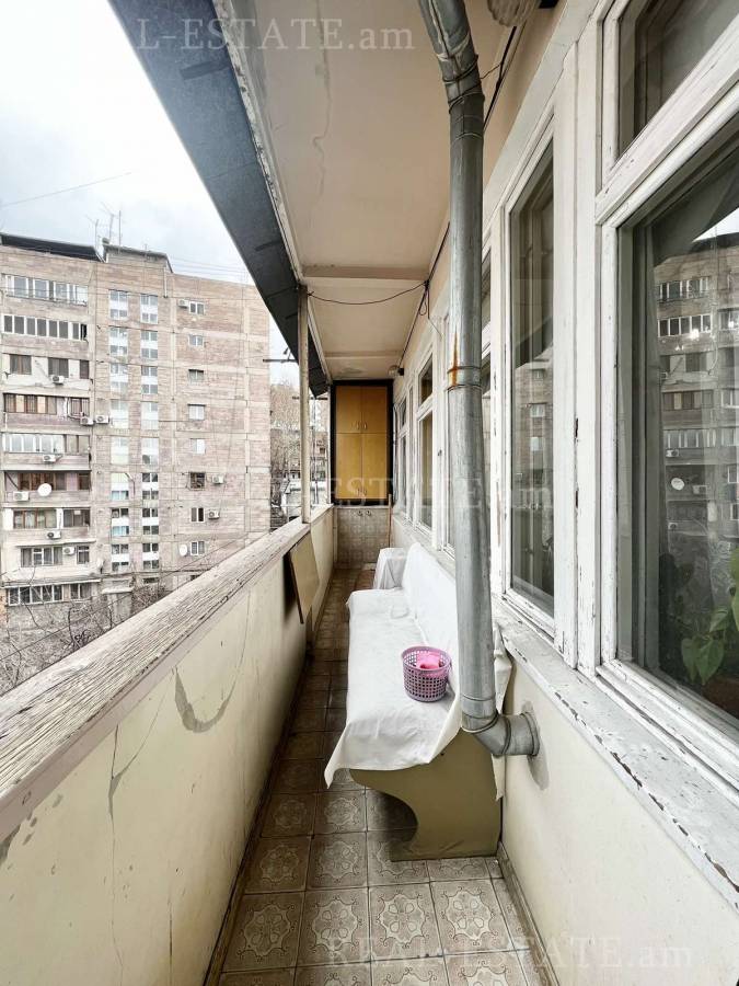 Купить 3 комнатную квартиру Врацакан ул, Арабкир Ереван, 129611