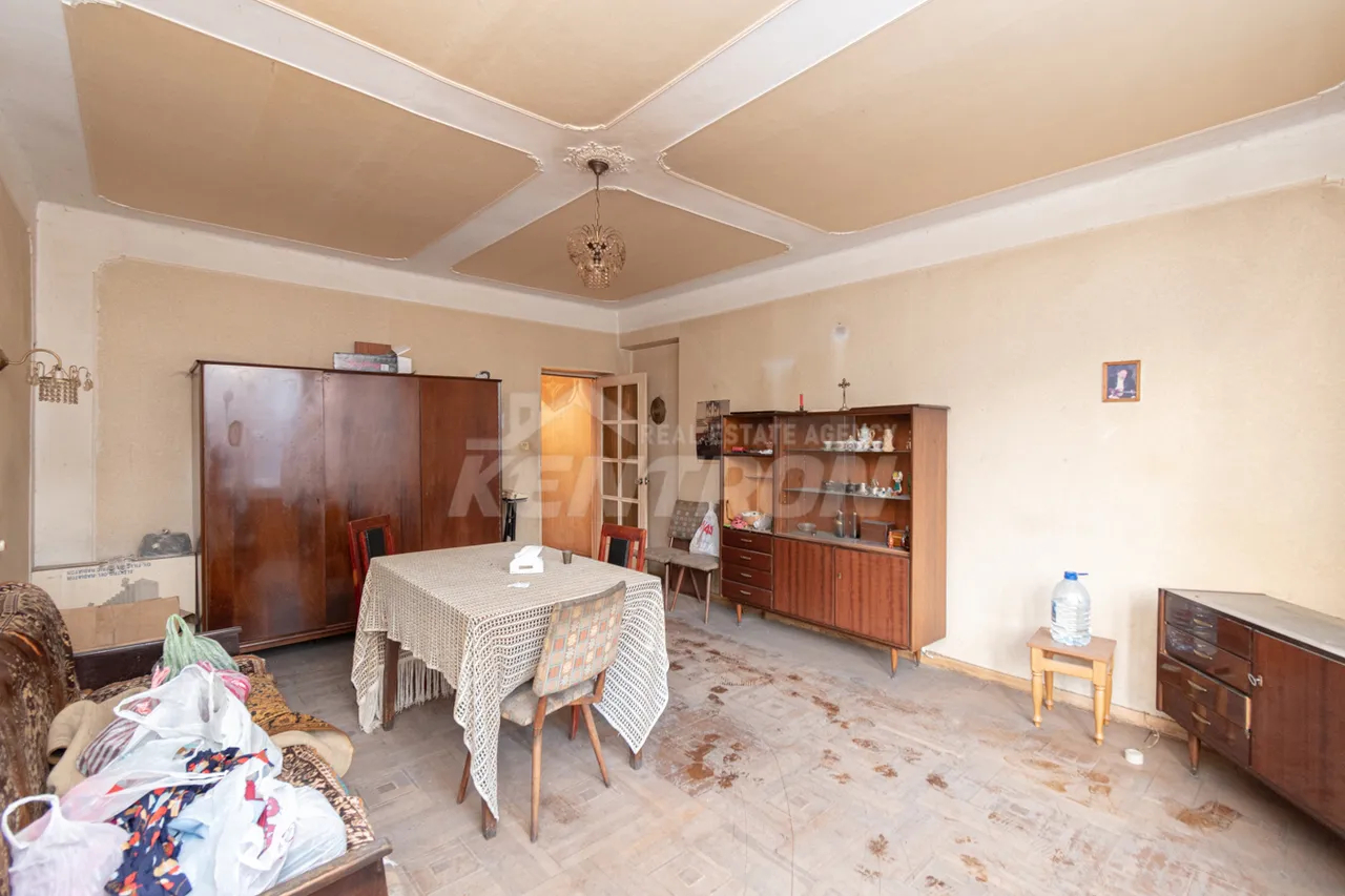 2 bedroom apartment for sale Mashtots Ave, Center Yerevan, 158625