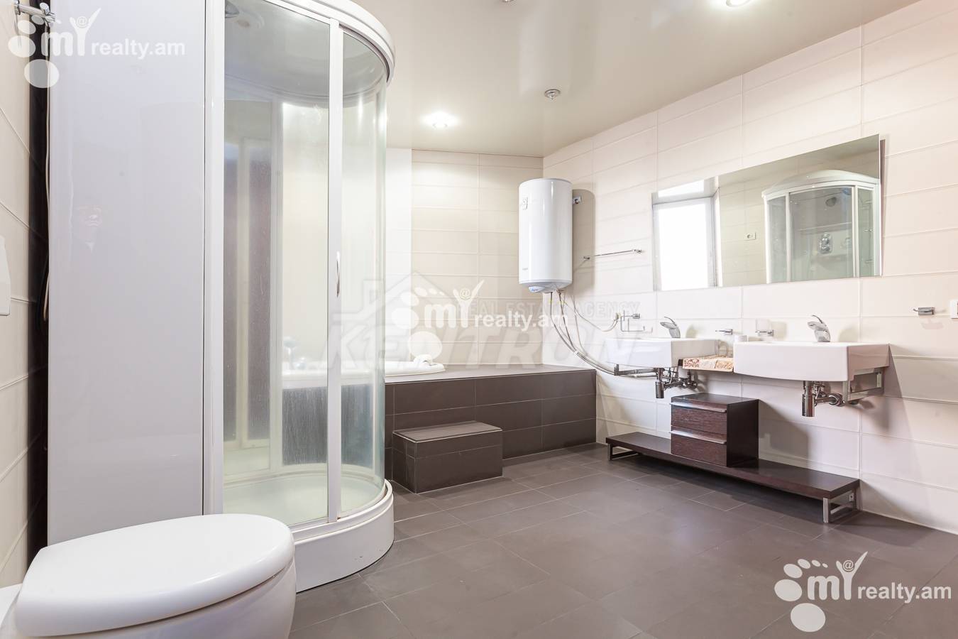 5 սենյականոց բնակարան  Հյուսիսային պող, Կենտրոն Երևան, 154617