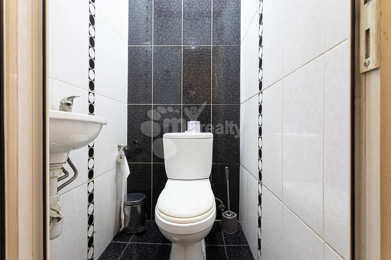 Կոմերցիոն տարածք  Կ. Ուլնեցու փող., Քանաքեռ-Զեյթուն Երևան, 159202